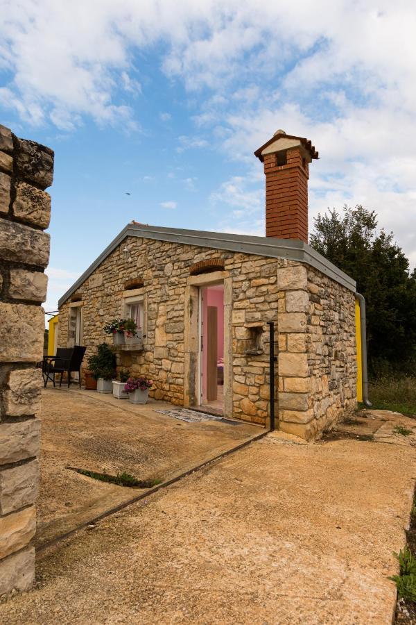 Lovely House Rovigno Esterno foto