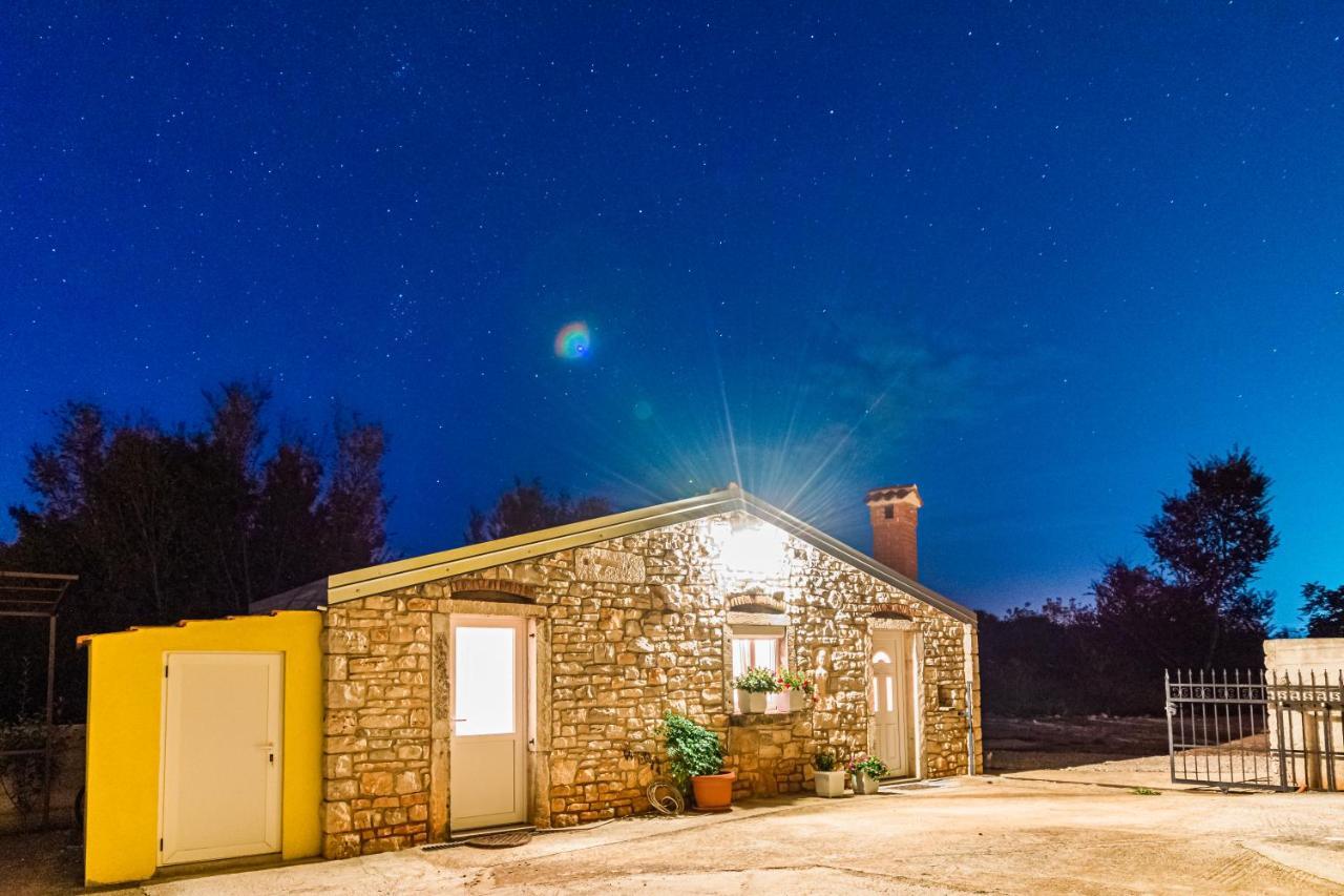 Lovely House Rovigno Esterno foto